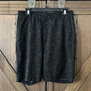Nike Golf Standard Fit Dri-Fit Black/Grey Print Shorts Size 30 EUC